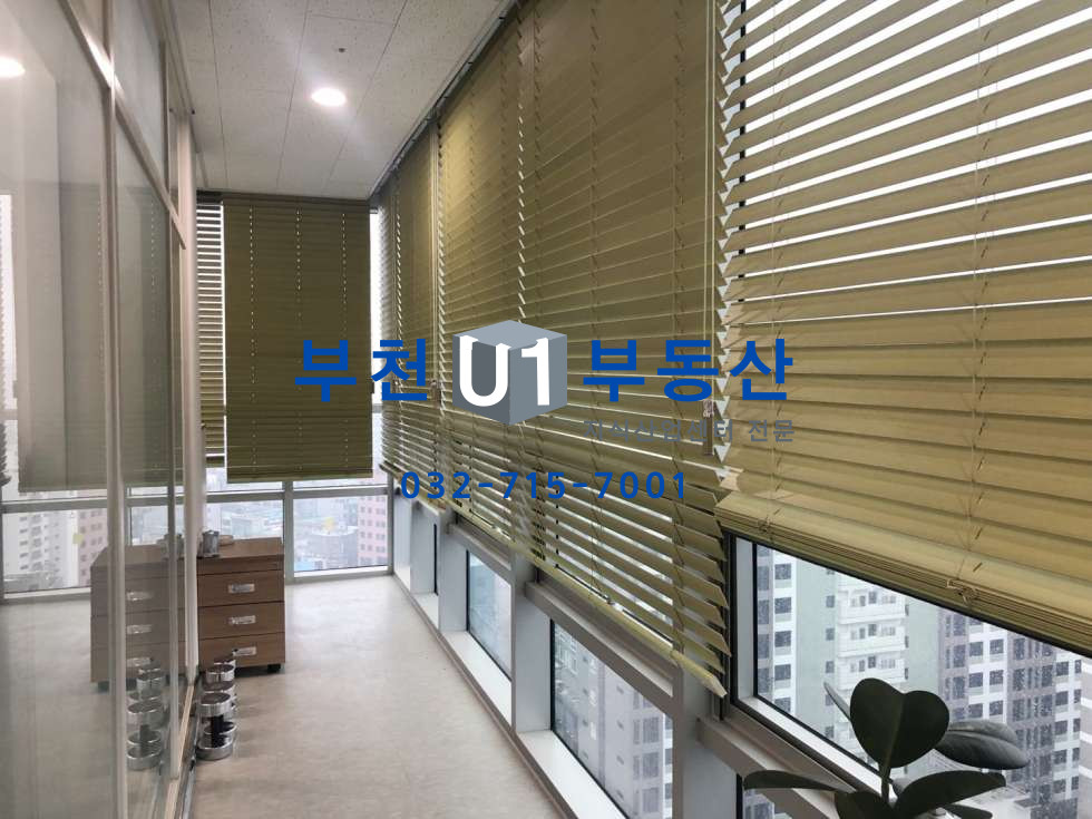 경기 부천원미구 원미동 39-1 전용28평 , 컨디션 좋은 호실, 코너호실, 룸2개, 자동문, 냉난방기 월세 매물번호 10350 사진 4